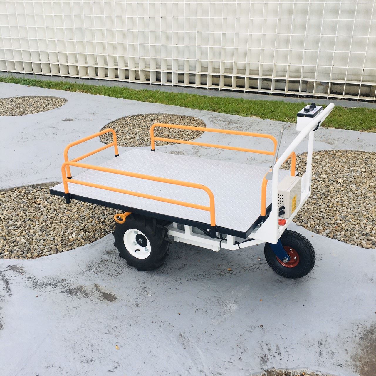 四維牌 PH406型、PH408型 車斗傾卸式 平台式電動搬運車/ Suwei PH406, PH408 Electric Platform Trolley
